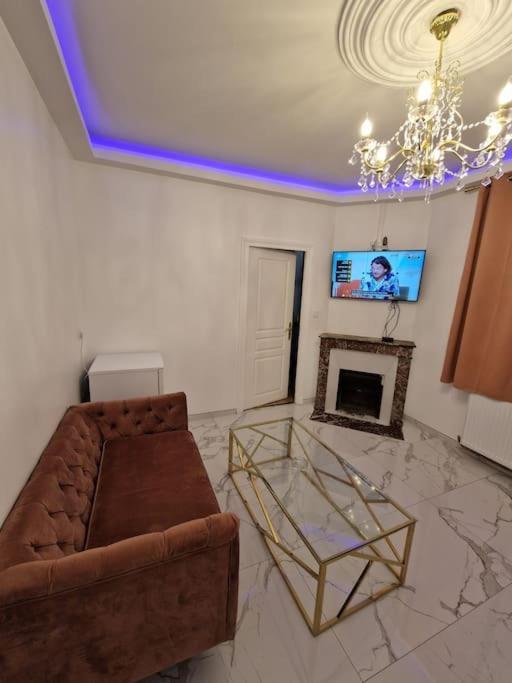 Maison Chic Avec Jacuzzi Nogent Sur Oise Yaospa60 Exterior photo